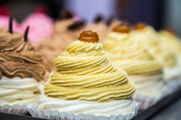 Pastel Nidito. Desde 6 unidades. - Imagen 2